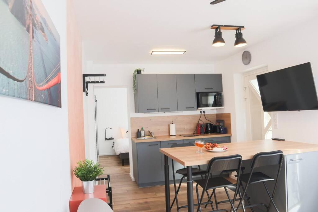 Apartamento {Le Factory}, Proche Euroairport Saint-Louis  Exterior foto